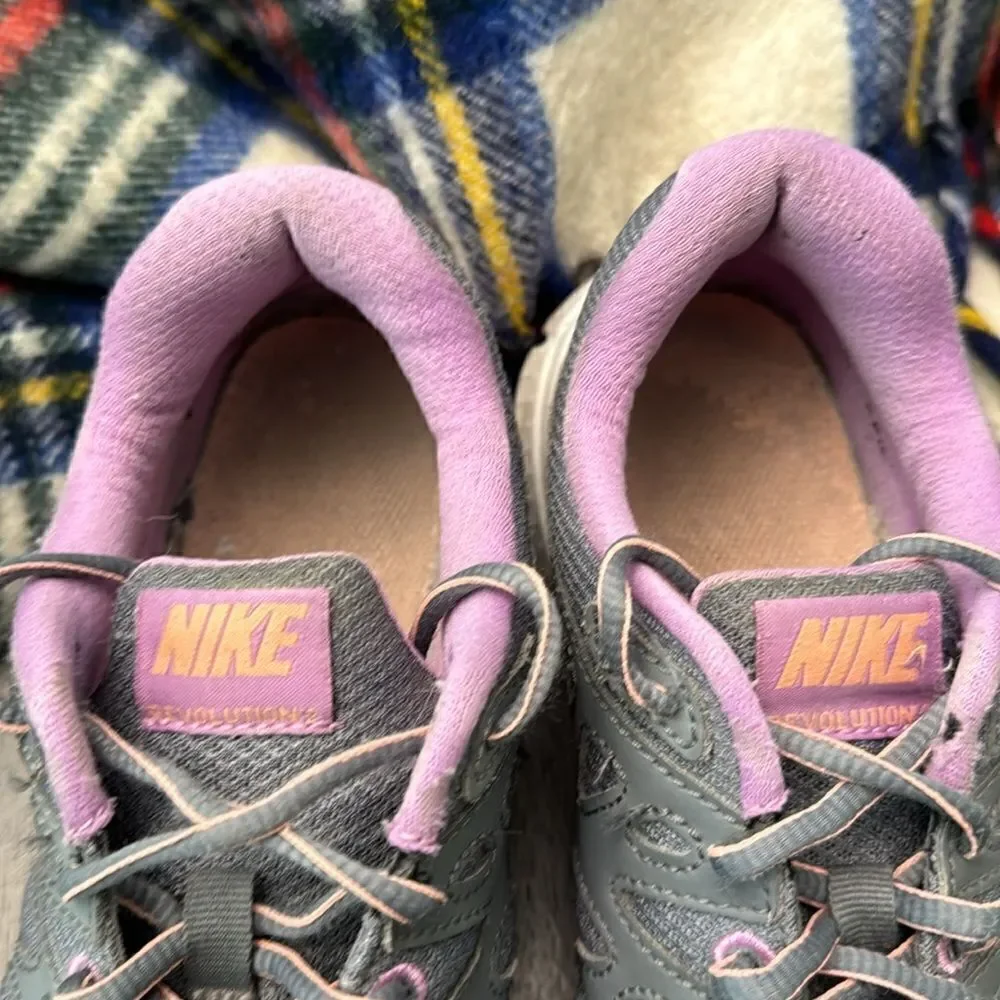 Nike Revolution 2 Gray peach, purple‎ running shoes size 9